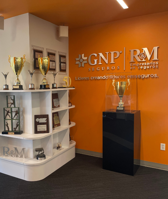 Oficinas modernas de R&M Seguros